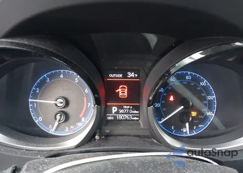 2015 Toyota Corolla S Plus z USA, uszkodzony, nr VIN 2T1BURHE6FC242033